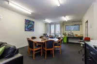 Perth Ascot Central Apartment Hotel Official Hotels in Ascot