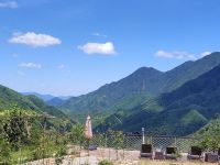 湖州安吉观云居民宿(安吉浪漫山川景区分店) - 山景一室大床房