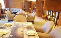 Garden Hotel - bar