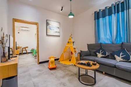 惠州西湖英秀花影民宿（祝屋巷店）