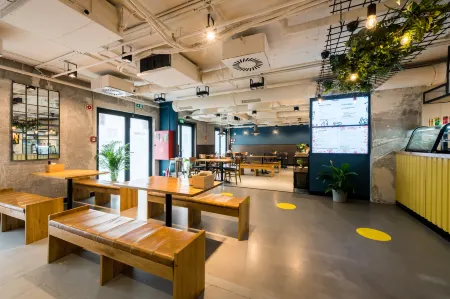 Dean's Home Budapest