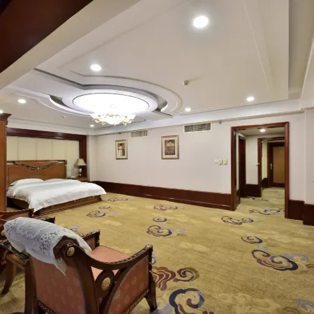 Jiping Hotel