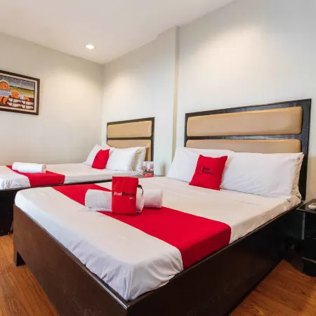 RedDoorz Plus @ The Ridge Tagaytay