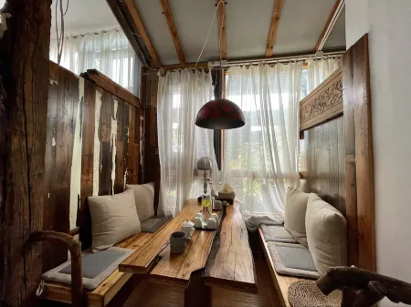 Qinyan Art House Отели рядом с достопримечательностью «Donglin Temple»