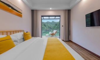 Zhangjiajie mountain clause home stay facility