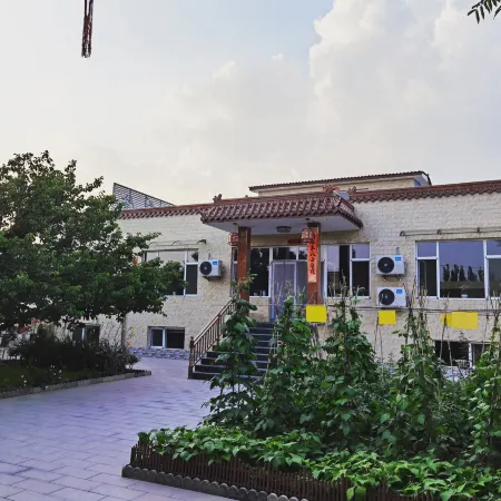 Xinzhou Huahai Hotel (West Railway Station)
