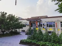 Xinzhou Huahai Hotel (West Railway Station)