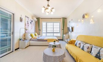 YOYO Homestay (Zigong Nanhu International)