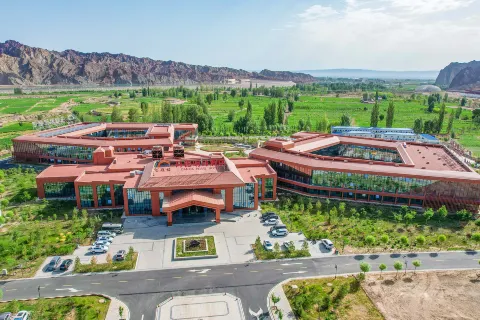 Public Air Travel·Danxia Pearl Hotel (Zhangye Colorful Danxia Scenic Area)