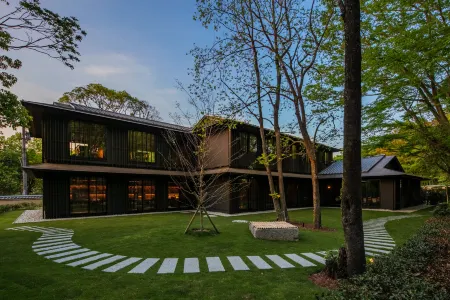 Fufu Nara Отели рядом с достопримечательностью «Gyoki Statue with a Fountain»