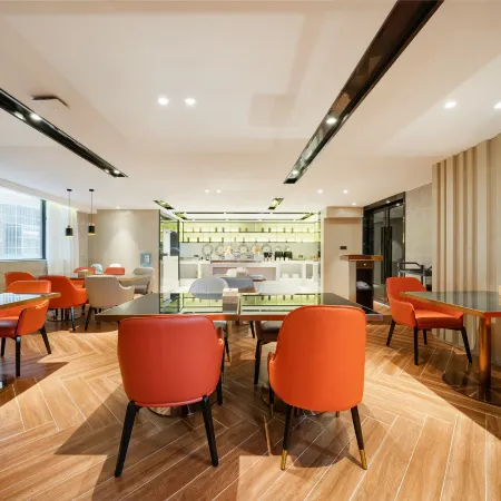 Echarm Hotel (Wuzhou Canghai Lake)