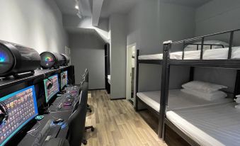 Qilin Zuo E-sports Homestay