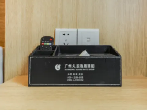 Guangzhou Jiulong Hotel ( Zhenfeng Middle School) Hotels in Zhenfeng