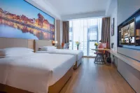 Vienna International Hotel (Fuqing Qingchang Wanda Plaza) Các khách sạn gần Fujian Normal University Fuqing Branch School (Southwest o Jiangrong Unit)