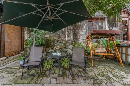 Qinxin Garden Inn in Zhouzhuang Ancient Town