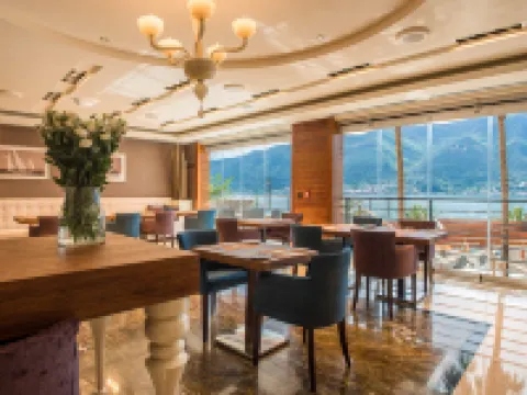 Hotel Forza Mare Hoteles en Dobrota