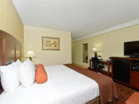 Best Western Plus Windsor Inn Hotels in North Miami