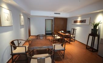 Fengqiu Guest House