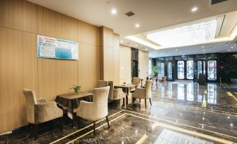 Yichun Tianhua Yujing Business Hotel