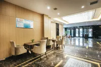 Yichun Tianhua Yujing Business Hotel