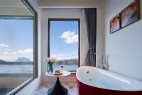 Whole Lake View Resort, Yunduoman Road, Lugu Lake