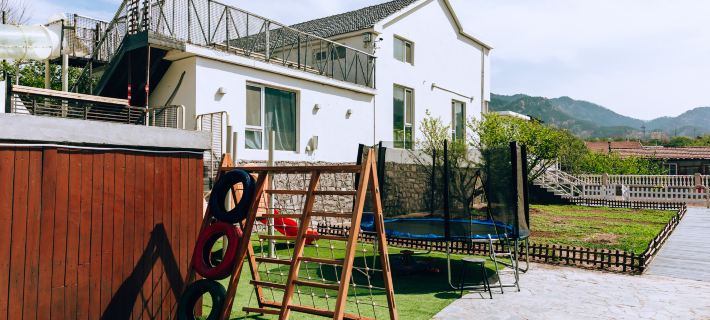 Qingdao Slowly Little Cottage Boutique Hostel (Laoshan Scenic Area Branch) Hotels in Qingdao