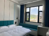 Shidian Haodeng Theme Hotel