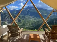 Clouds Glamping Hotel di Shangri-La