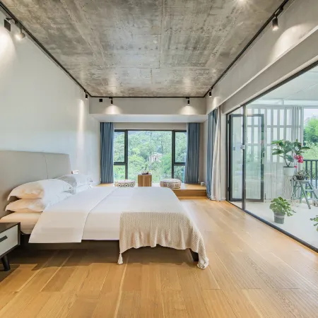 Banhuashan Su Garden Wild Luxury Parent