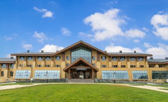 Shanghe Hotspring Hotel