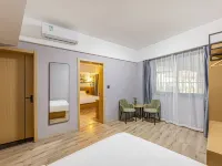 HuaJiYaShe Hotel (Huzhou Changxing South Station Ancient City Park) โรงแรมในฉางซิง