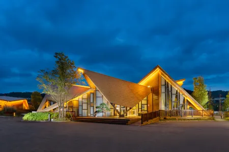 Autumn's Pond Resort