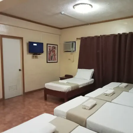 RedDoorz @ Casa Marabella Villamonte Bacolod City
