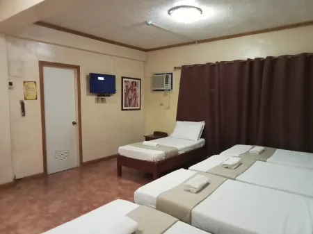 RedDoorz @ Casa Marabella Villamonte Bacolod City Отели в г. Западный Негрос