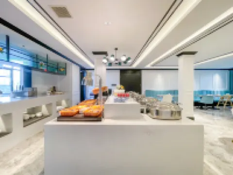 ซาน่า โฮเทลล์ (ศูนย์การปกครองผอหยาง)