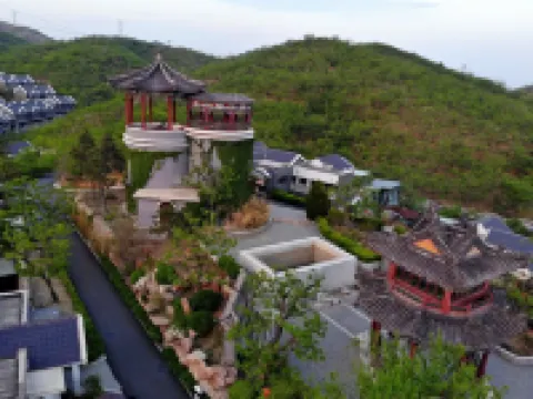 Fuquan Xingong Hot Spring Resort Hotels near Fenghuangling