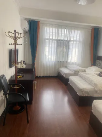 Luquan Rongcheng Hotel