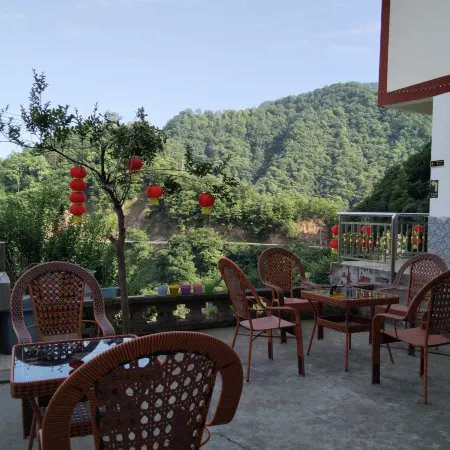 Qingfeng Inn in Kang County