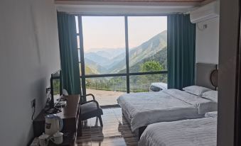 Shennongjia Township Yue Homestay