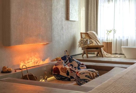 融居无问艺术酒店（昆明融创滇池後海店）外景图