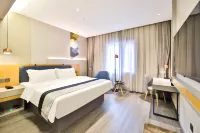 Homeinn Selected Hotel (Dunhua Ji'an Road Food Street) Hotels near Aodongcheng Relic Site