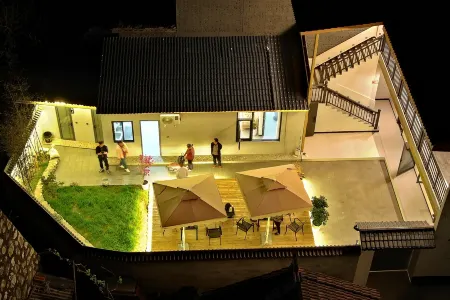 YJN Отели рядом с достопримечательностью «Liuba Old Street»