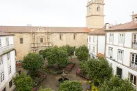 Hotel Montes - Balcony