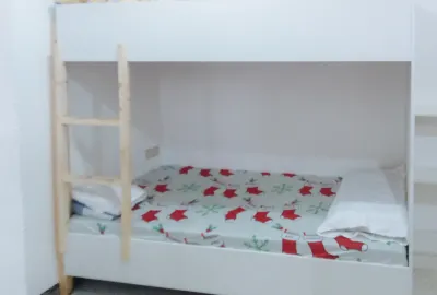 RedDoorz @ Rachael Pension House Các khách sạn ở Santander