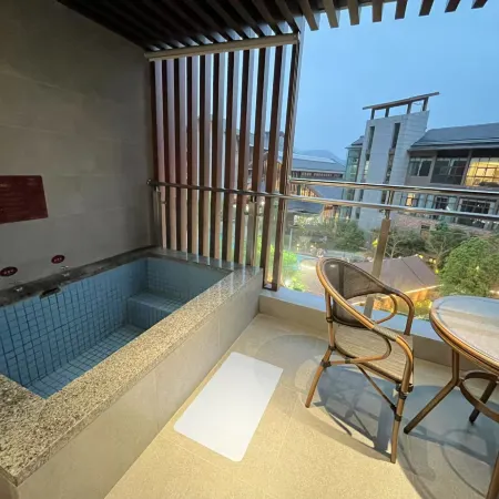 Fanhua Pavilion • Private Hot Spring • Boutique Stay (Gupo Mountain Distribution Center)