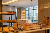 Kyriad Hotel (Xichang Qionghai 17 degrees Wanda Plaza)