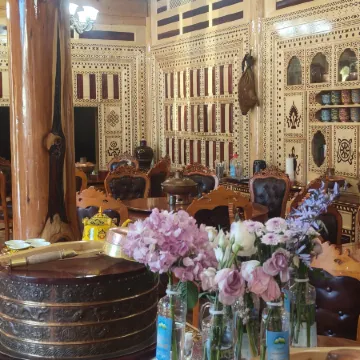 Zha Ga Na Yingke Scenic Homestay