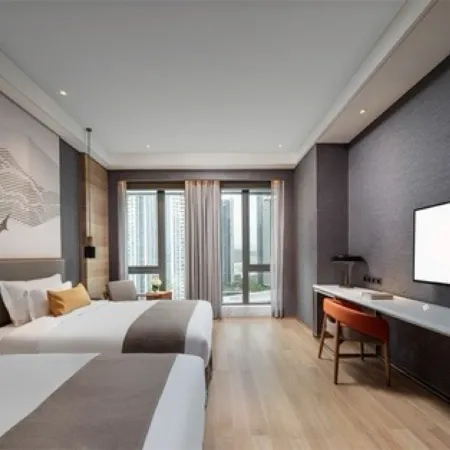 Chuyu Zhixuan Homestay (Zhong Yang Street) Отели рядом с достопримечательностью «Школа Ай Цзянь в Харбине»