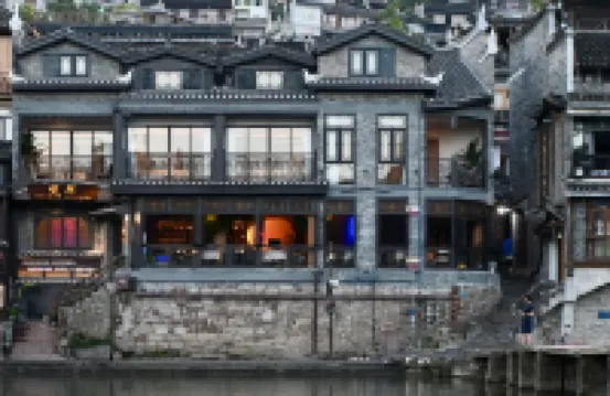 Lancui River View Homestay (Phoenix Ancient City Scenic Area Branch)