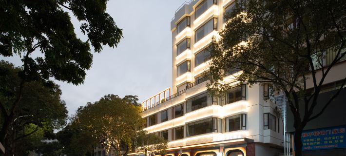 Eddie V C Hotel (Zhuhai Lovers Middle Road MixC One) Hotel di Zhuhai